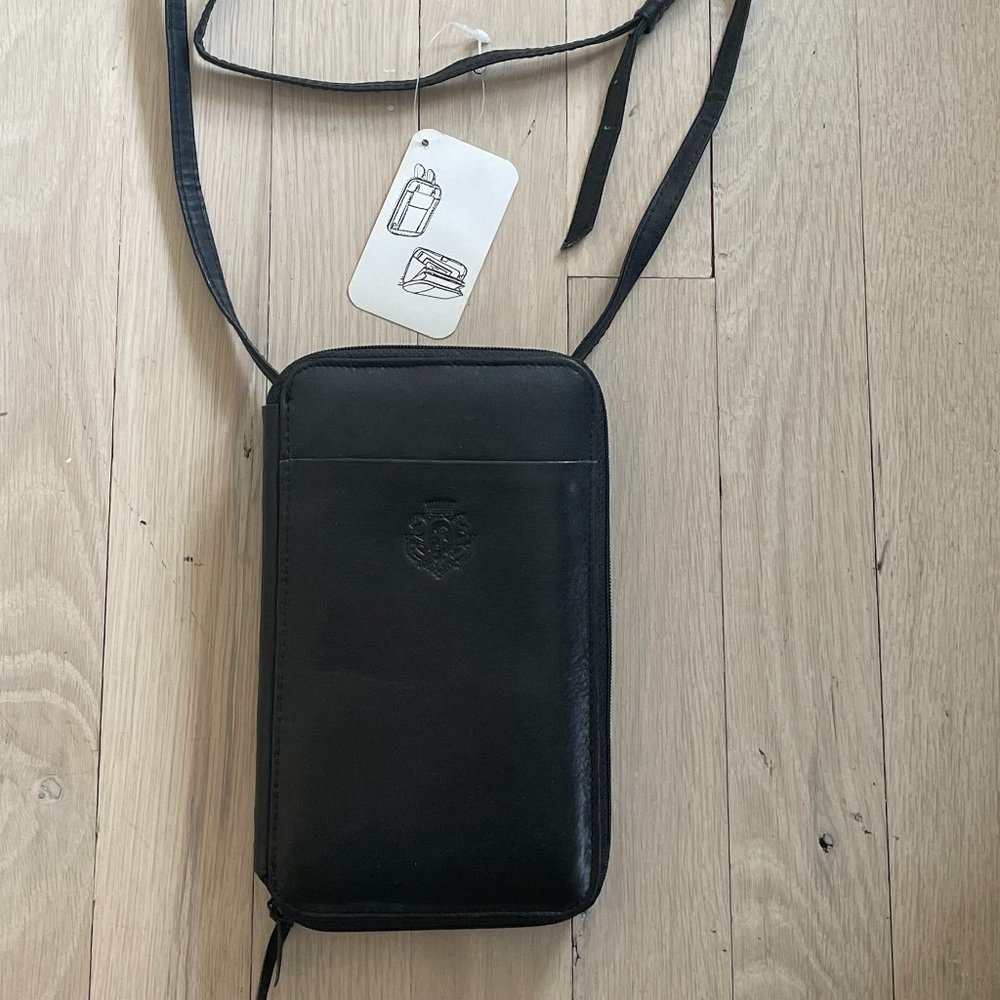 LEATHER WALLET ON A STRING